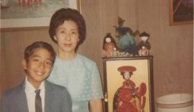 Alden Hayashi and mother 1969